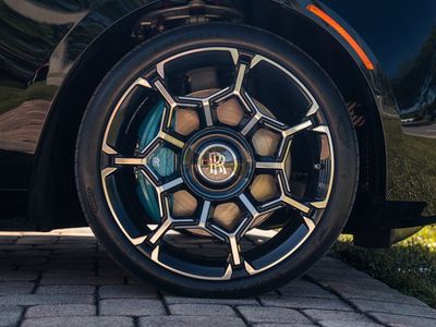 2025 Rolls-Royce Ghost — photo 14 view