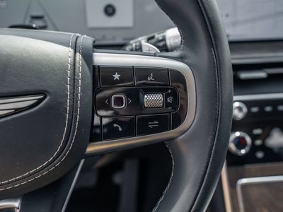2025 Genesis GV80 - Photo 24
