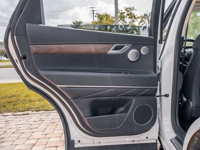 2025 Genesis GV80 - Photo 34