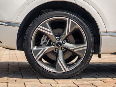 2025 Genesis GV80 - Photo 13
