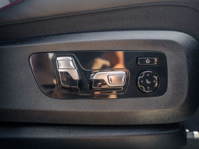 2024 BMW XM - Photo 37