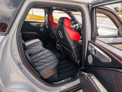 2024 BMW XM - Photo 44