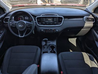 2017 Kia Sorento - Photo 11