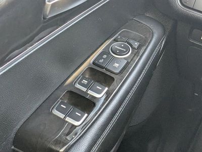 2017 Kia Sorento - Photo 16