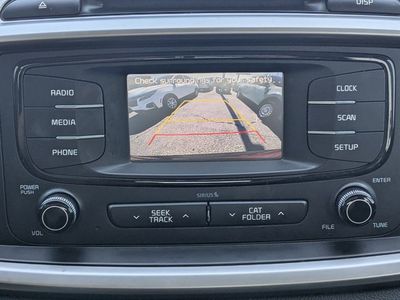 2017 Kia Sorento - Photo 25