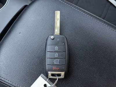 2017 Kia Sorento - Photo 28