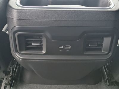 2025 Chevrolet Silverado 1500 - Photo 14