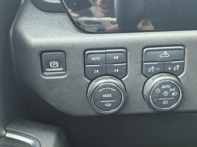 2025 Chevrolet Silverado 1500 - Photo 23