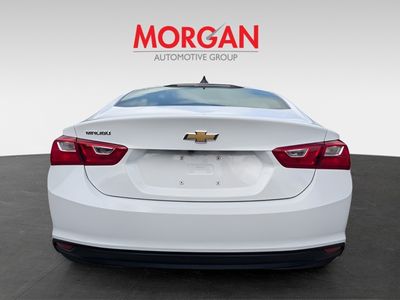 2022 Chevrolet Malibu - Photo 2