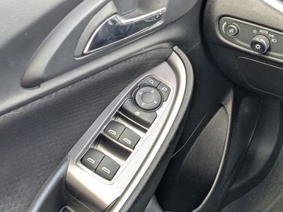 2022 Chevrolet Malibu - Photo 16