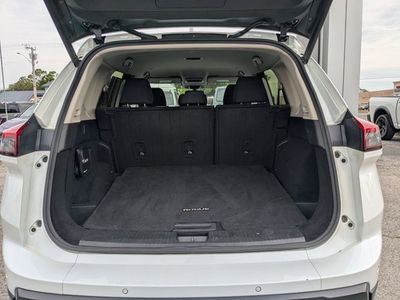 2024 Nissan Rogue - Photo 12