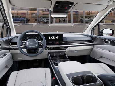 2026 Kia Carnival — photo 14 view