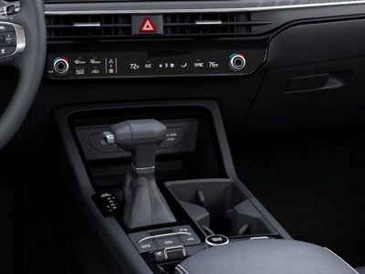 2025 Kia K5 - Photo 23