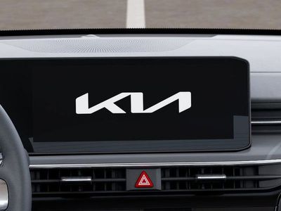 2025 Kia K5 - Photo 20