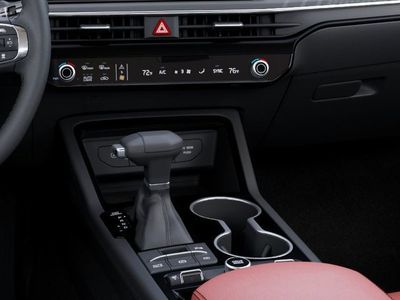 2026 Kia K5 - Photo 23