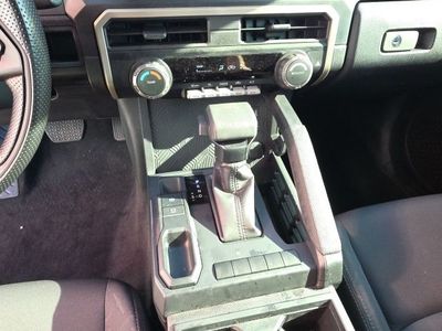 2025 Toyota Tacoma - Photo 18