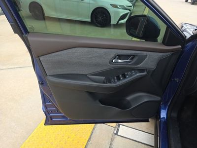 2023 Nissan Rogue - Photo 11