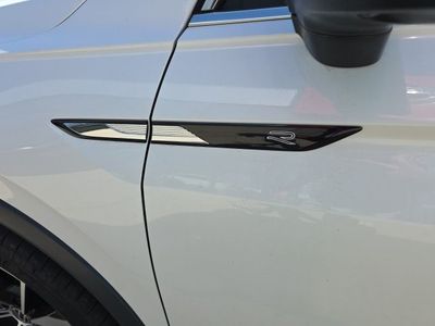 2023 Volkswagen Tiguan - Photo 11