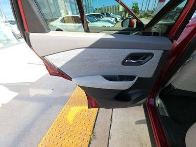 2023 Nissan Rogue - Photo 22