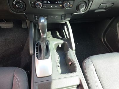 2025 Nissan Frontier - Photo 20
