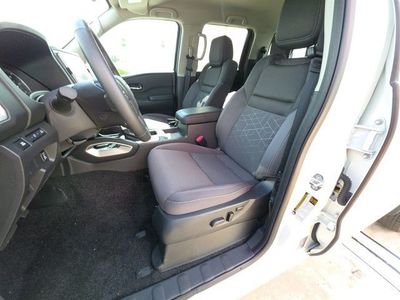 2025 Nissan Frontier - Photo 14