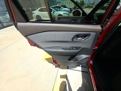 2023 Nissan Rogue - Photo 22