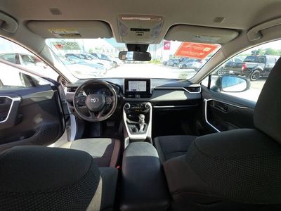 2023 Toyota RAV4 - Photo 25