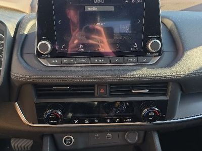 2023 Nissan Rogue - Photo 17