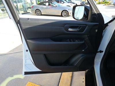 2026 Nissan Armada - Photo 11