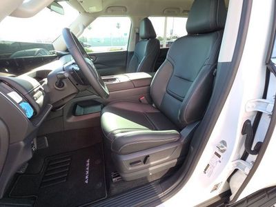 2026 Nissan Armada - Photo 13