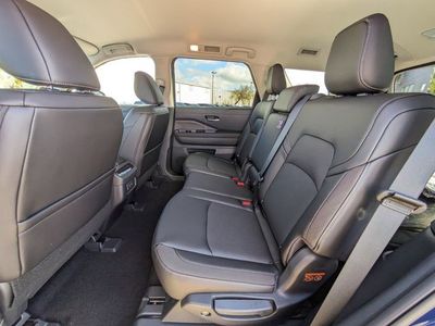 2026 Jeep Grand Cherokee — photo 16 view
