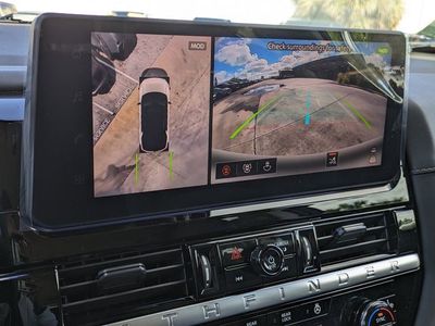2026 Jeep Grand Cherokee — photo 24 view