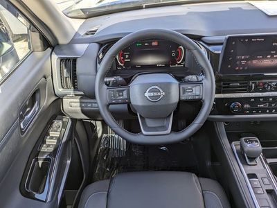 2026 Jeep Grand Cherokee — photo 18 view