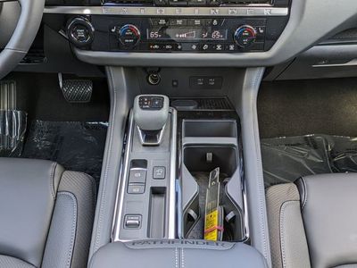 2026 Jeep Grand Cherokee — photo 21 view
