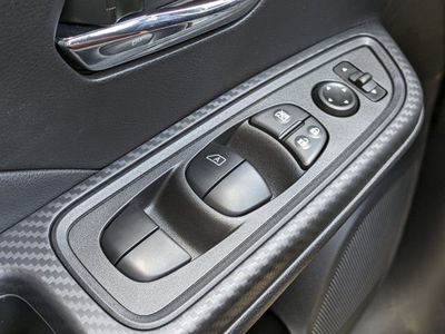 2025 Nissan Versa - Photo 22