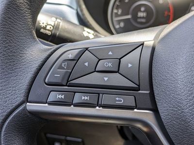 2025 Nissan Versa - Photo 23