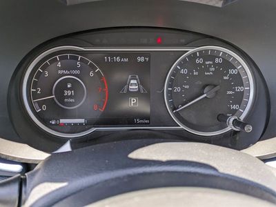 2025 Nissan Versa - Photo 25