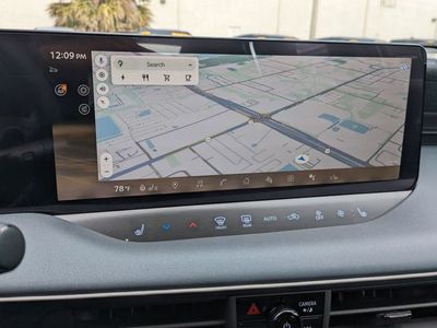 2026 Nissan Leaf - Photo 25