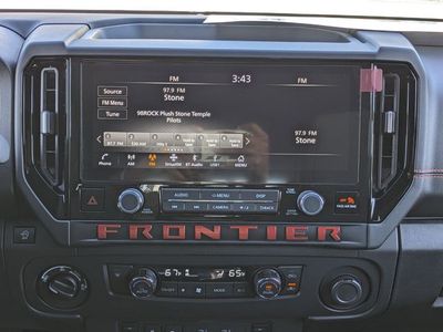 2026 Nissan Frontier - Photo 19