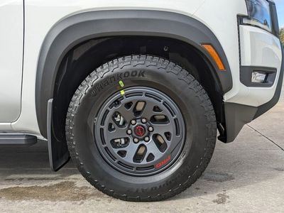 2026 Nissan Frontier - Photo 12