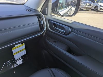 2026 Nissan Armada - Photo 18