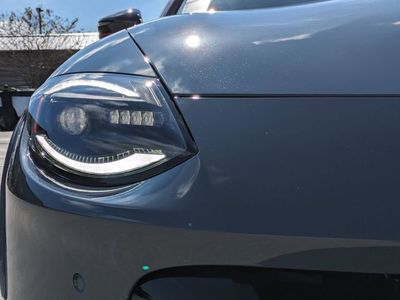 2026 Nissan Z - Photo 11