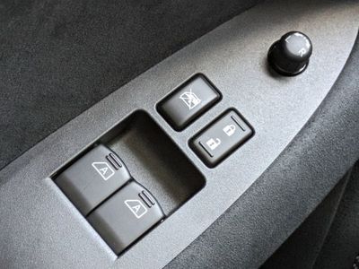 2026 Nissan Z - Photo 20