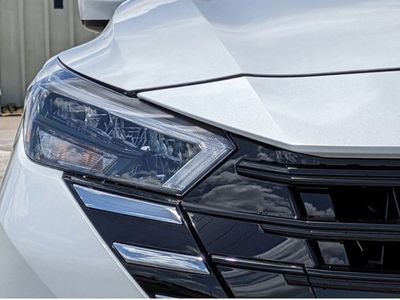 2025 Nissan Versa - Photo 10