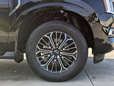 2026 Nissan Armada - Photo 12