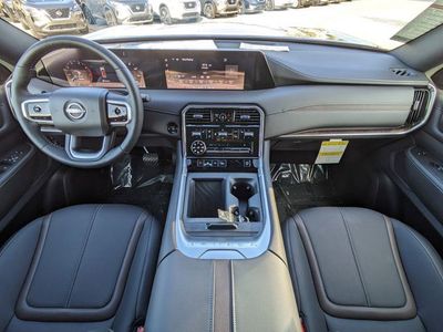 2026 Nissan Armada - Photo 17