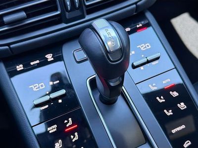 2023 Porsche Macan - Photo 29