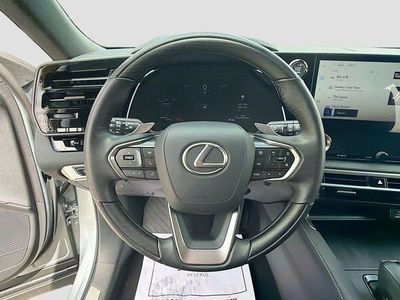 2025 Lexus RX - Photo 41