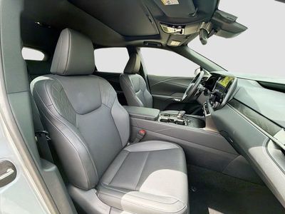 2025 Lexus RX - Photo 16