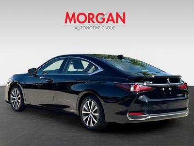 2020 Lexus ES - Photo 5